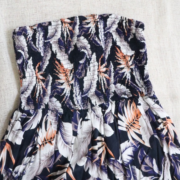 Fashion Nova Floral Flowy Maxi Dress - Picture 3 of 10